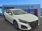 2024 Nissan Altima White, new