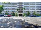 605 Oaks Drive, Unit 807, Pompano Beach, FL 33069