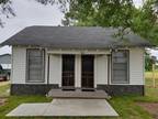 Home For Rent In Hallettsville, Texas