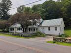 Farmhouse, Apartment - Grafton, VT 499 Route 121 E #2