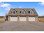 274 E Horseshoe Drive Kingwood, WV