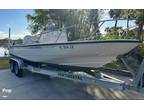 2002 Boston Whaler 220 Dauntless