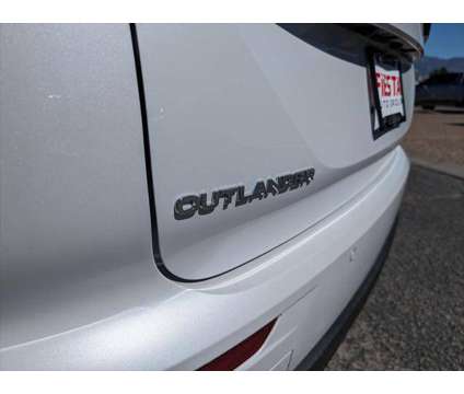 2024 Mitsubishi Outlander ES 2.5 2WD is a White 2024 Mitsubishi Outlander ES SUV in Albuquerque NM