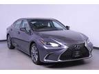 2021 Lexus ES Gray, 56K miles