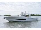 2019 Boston Whaler 420 Outrage