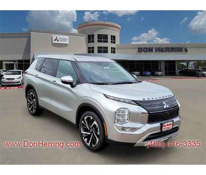 2024 Mitsubishi Outlander SE is a Silver 2024 Mitsubishi Outlander SE SUV in Plano TX