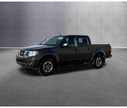 2015 Nissan Frontier PRO-4X is a 2015 Nissan frontier Pro-4X Truck in Knoxville TN