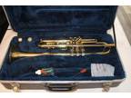Getzen 300 Series Brass Trumpet w/ Hard Case and 2 mouth pieces