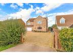 5 bed house for sale in High Road, PE13, Wisbech
