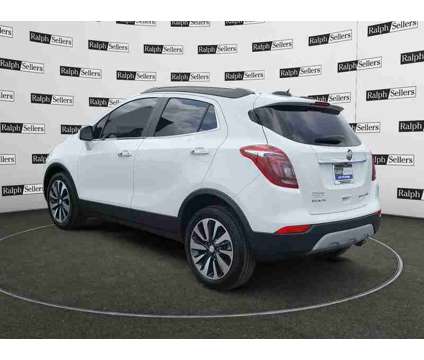 2022UsedBuickUsedEncoreUsedFWD 4dr is a White 2022 Buick Encore Car for Sale in Gonzales LA