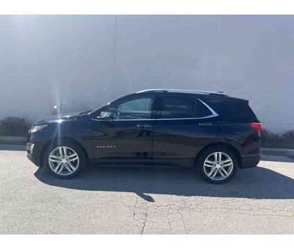 2020UsedChevroletUsedEquinoxUsedAWD 4dr is a Blue 2020 Chevrolet Equinox Car for Sale in Moline IL