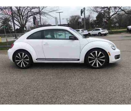2012 Volkswagen Beetle FWD is a White 2012 Volkswagen Beetle 2.5 Trim Car for Sale in Glenview IL