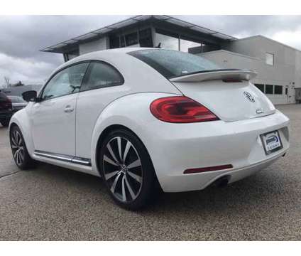 2012 Volkswagen Beetle FWD is a White 2012 Volkswagen Beetle 2.5 Trim Car for Sale in Glenview IL
