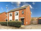 3 bedroom semi-detached house for sale in Western Heights Road, Meon Vale, CV37