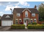 4+ bedroom house for sale in Willow Park Drive, Bishops Cleeve, Cheltenham