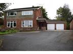 4 bedroom detached house for sale in The Hill, Worlaby, DN20