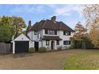 5 bedroom property to let in High Pine Close, Weybridge, KT13 - £5,000 pcm