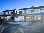 5 bed house for sale in Locke Avenue, LE4, Leicester