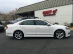 2015 Volkswagen Passat White, 151K miles