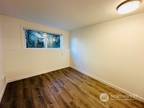 Flat For Rent In Kirkland, Washington