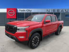 2024 Nissan frontier Red, 11 miles