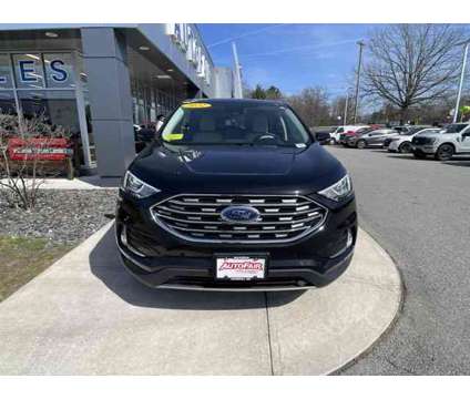 2022 Ford Edge Titanium is a Black 2022 Ford Edge Titanium SUV in Haverhill MA