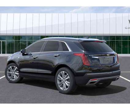 2024 Cadillac XT5 Premium Luxury is a Black 2024 Cadillac XT5 Premium Luxury SUV in Barrington IL