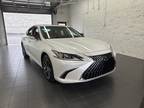 2024 Lexus ES 250