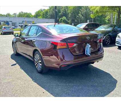 2023 Nissan Altima SV FWD is a Red 2023 Nissan Altima 2.5 Trim Sedan in Bowie MD