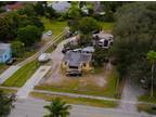 5900 Taft St, Hollywood, FL 33021