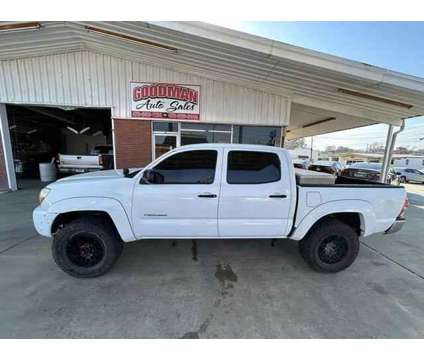 2007 Toyota Tacoma Double Cab for sale is a White 2007 Toyota Tacoma Double Cab Car for Sale in Eastman GA