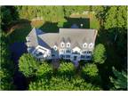 Wonderful Colonial on quiet side street