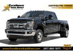 used 2019 Ford Super Duty F-350 Lariat 4D Crew Cab