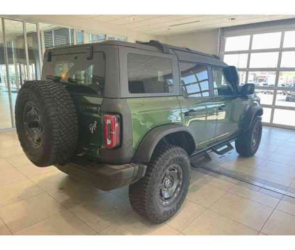 2022UsedFordUsedBroncoUsed4 Door Advanced 4x4 is a Green 2022 Ford Bronco Car for Sale in Milwaukee WI