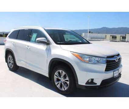 2014 Toyota Highlander XLE is a White 2014 Toyota Highlander XLE Car for Sale in San Jose CA
