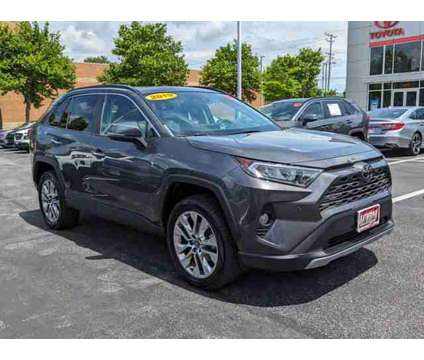 2019 Toyota RAV4 Limited is a Grey 2019 Toyota RAV4 Limited Car for Sale in Clarksville MD