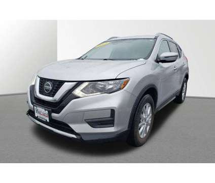 2019 Nissan Rogue SV is a Silver 2019 Nissan Rogue SV Car for Sale in Harvard IL