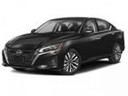 2024 Nissan Altima Black