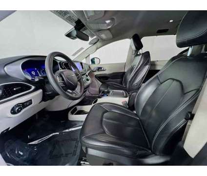 2022 Chrysler Pacifica Touring L is a Blue 2022 Chrysler Pacifica Touring Car for Sale in Tampa FL