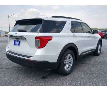 2024 Ford Explorer XLT is a White 2024 Ford Explorer XLT Car for Sale in Winder GA