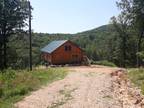 Cabin in the Woods..Bull Shoals Arkansas