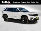 2024 Jeep grand cherokee White, new