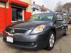 Used 2009 Nissan Altima for sale.