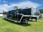 2024 Merhow 3 plus 1 with 15' living quarters 3 horses