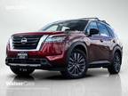 2024 Nissan Pathfinder Black|Red, new