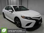 2020 Toyota Camry White, 56K miles