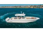 2018 Boston Whaler 38'