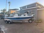 2016 Blue Wave Boats Pure Bay 2200