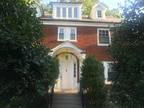 5 Bedrooms And 3.5 Bathrooms House in Cleveland Park