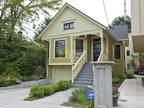 3-Bedrooms house Willamette Heights, Portland Prime NW! Garage